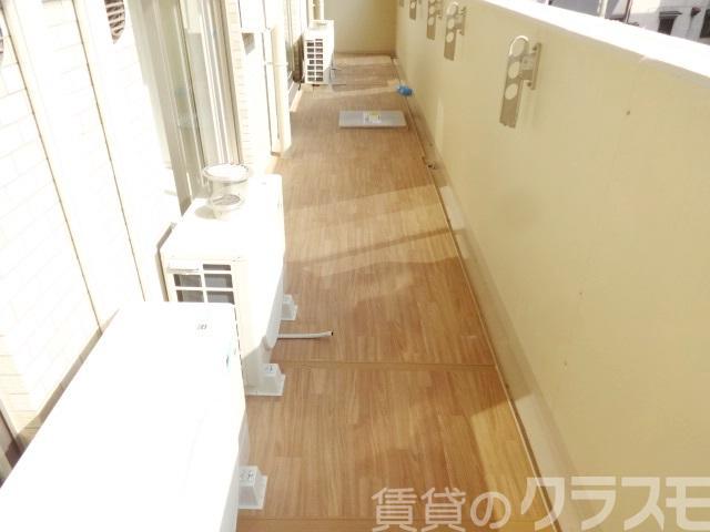 14/23 バルコニー