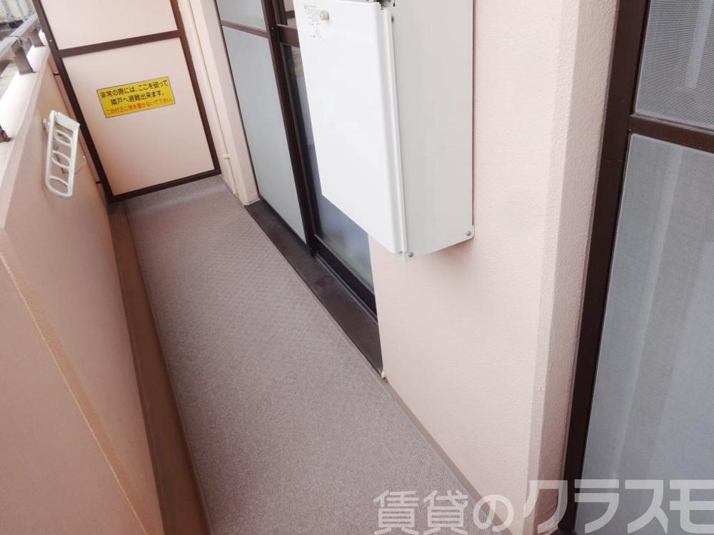 16/27 バルコニー