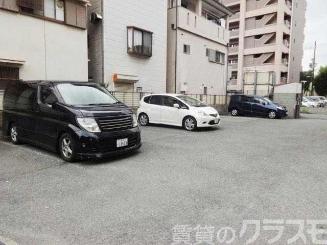 2/8 駐車場
