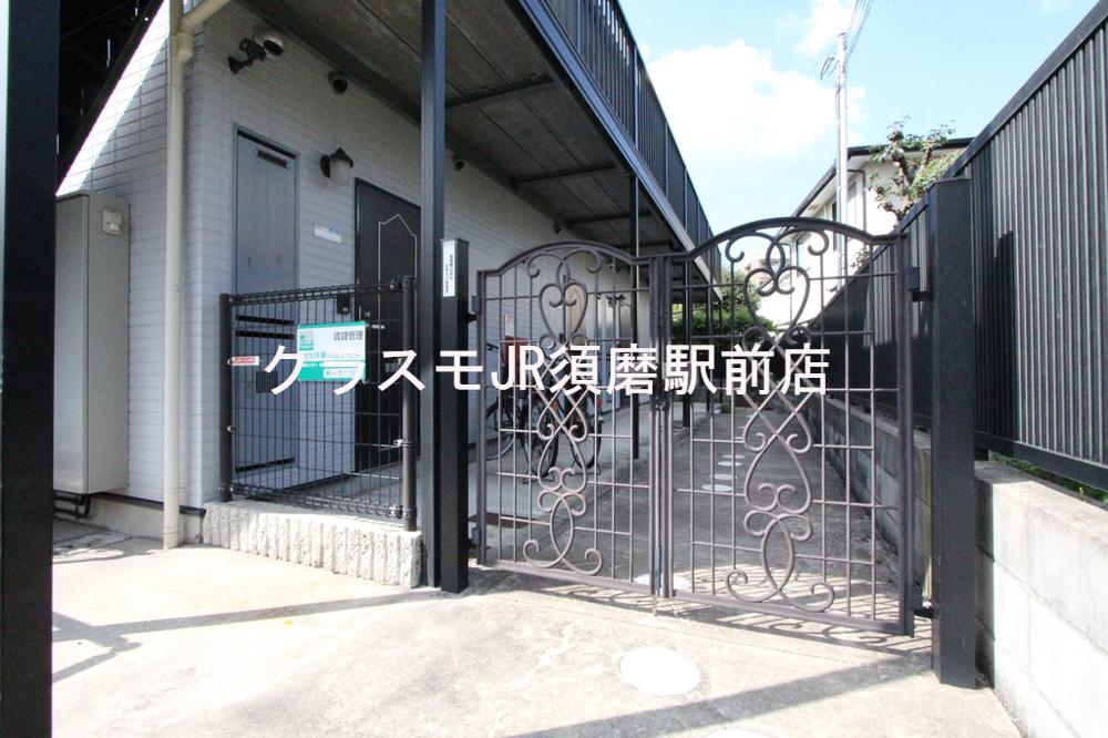 20/29 エントランス