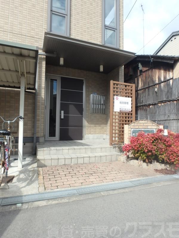 19/28 エントランス