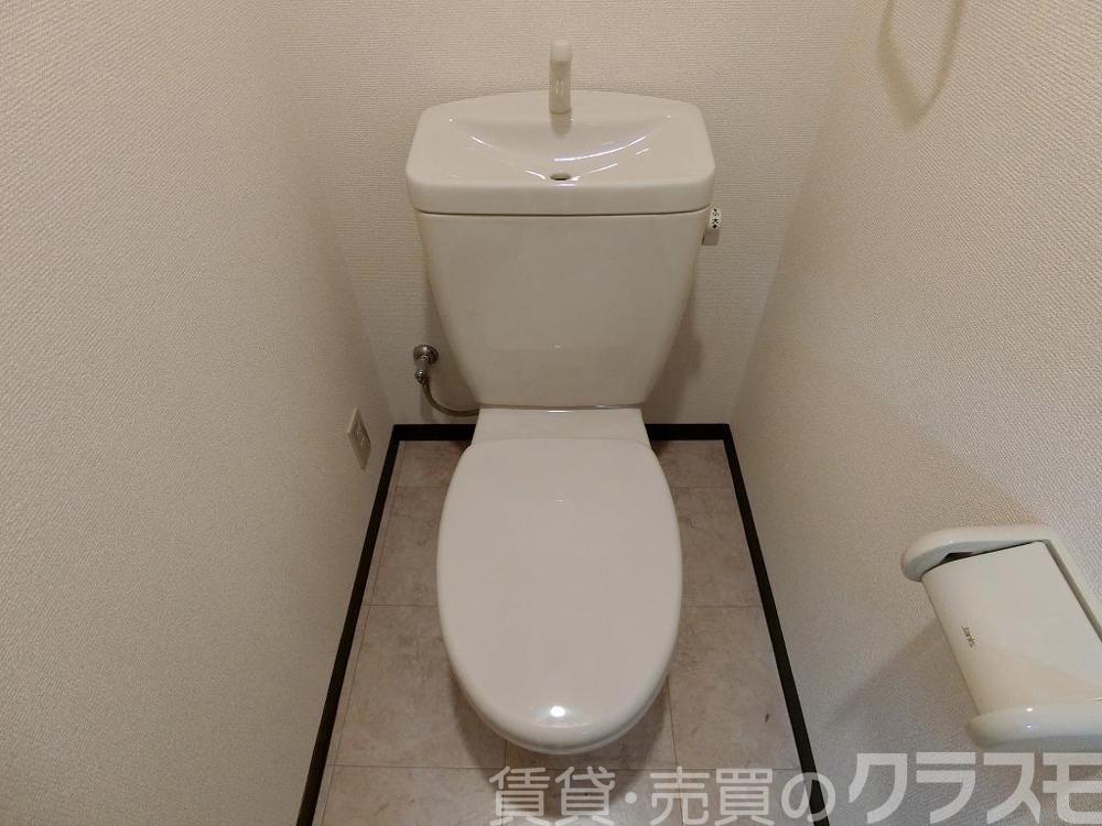 21/30 トイレ