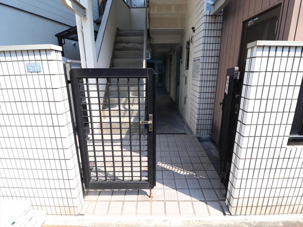 3/10 エントランス