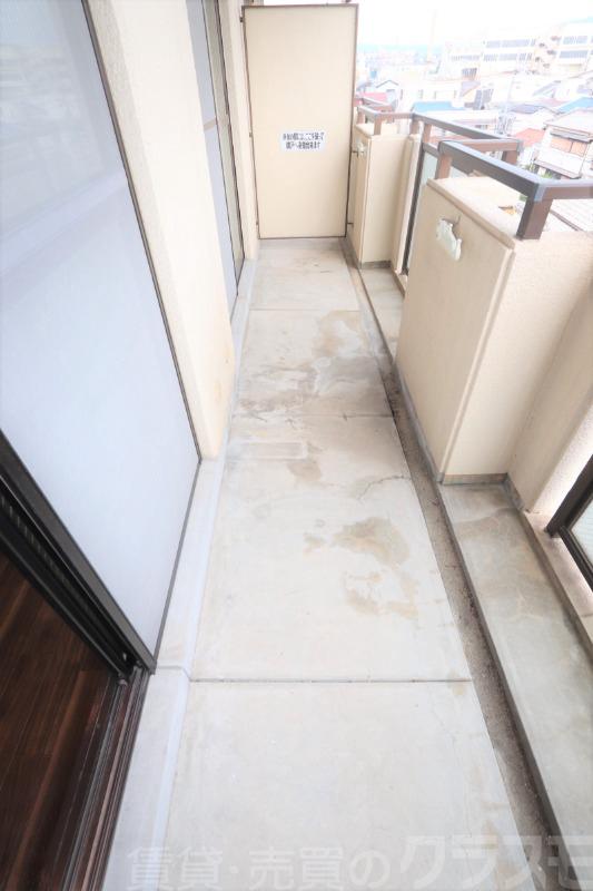 18/24 バルコニー