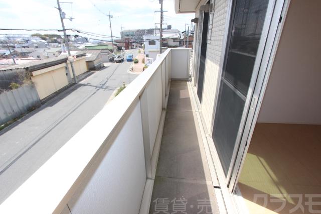 13/22 バルコニー