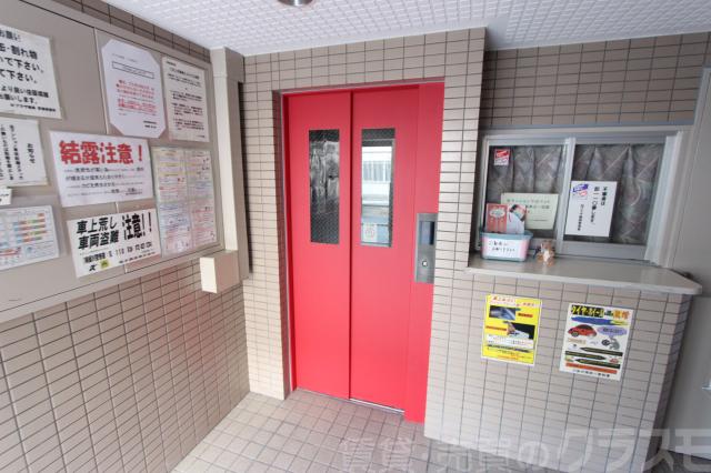 20/22 エントランス