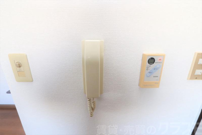 13/16 エントランス