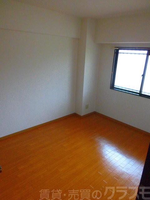 19/22 エントランス