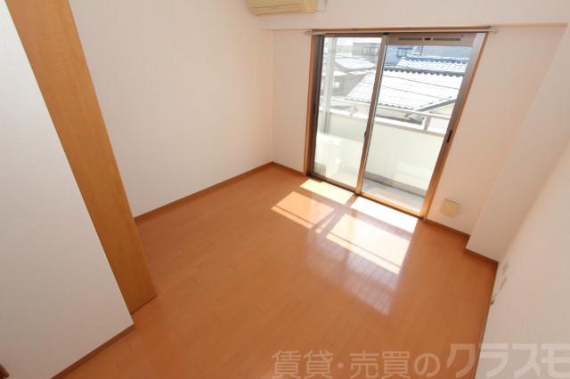 17/19 エントランス