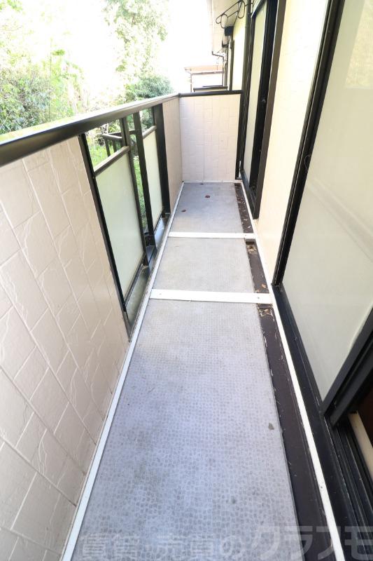13/23 バルコニー