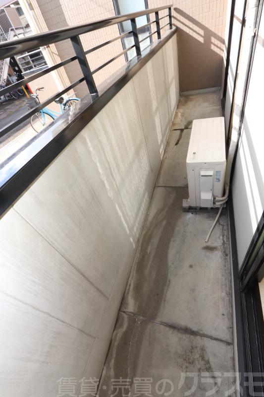 13/20 バルコニー