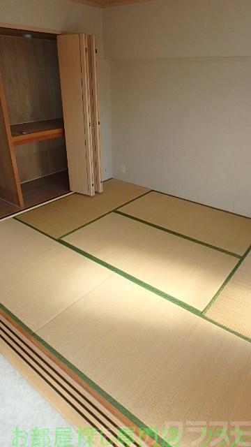 13/16 エントランス