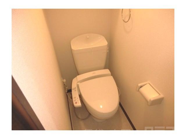 13/16 エントランス