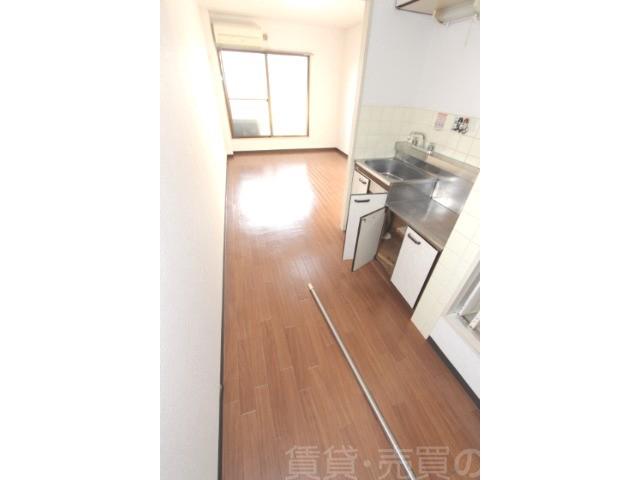 18/20 エントランス