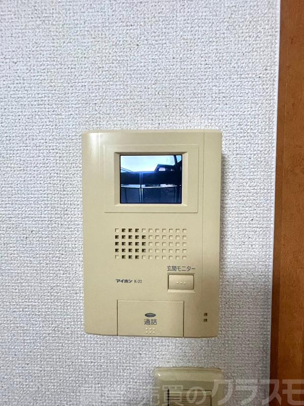 18/22 エントランス