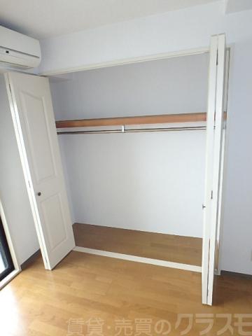 16/19 エントランス