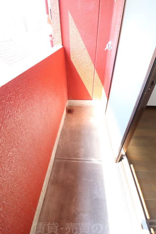 13/18 バルコニー