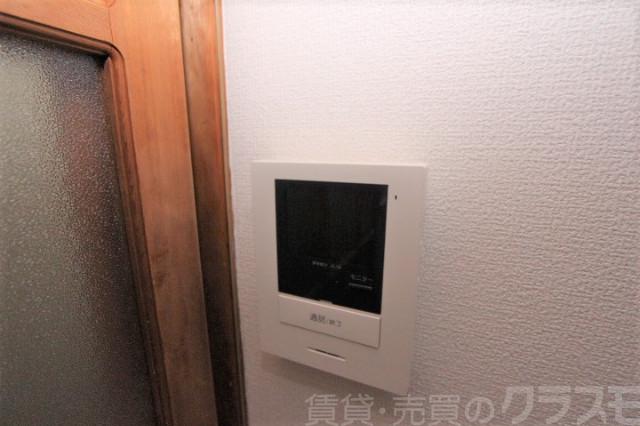 18/23 エントランス