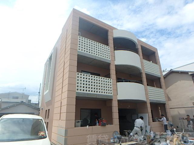 20/21 エントランス