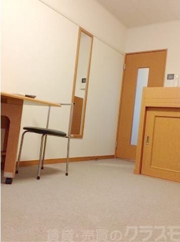 13/16 エントランス