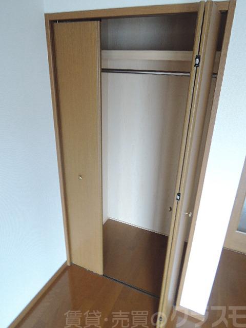 13/18 エントランス