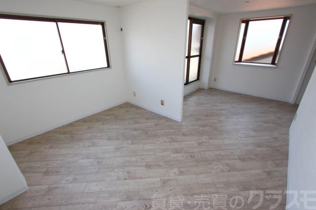 14/17 エントランス