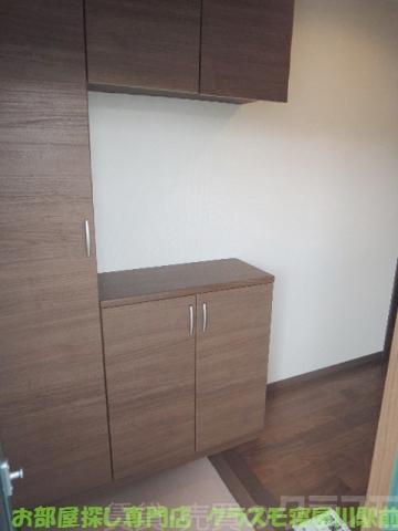 2/4 エントランス