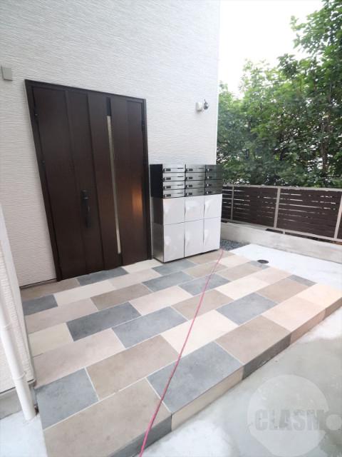 3/10 エントランス