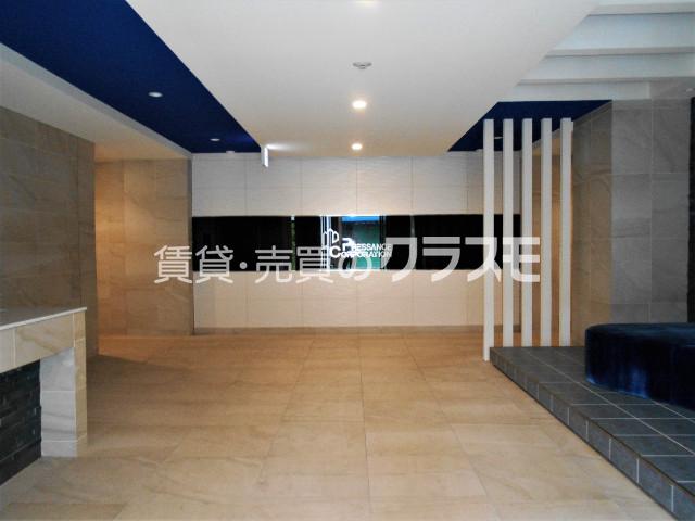 16/22 エントランス