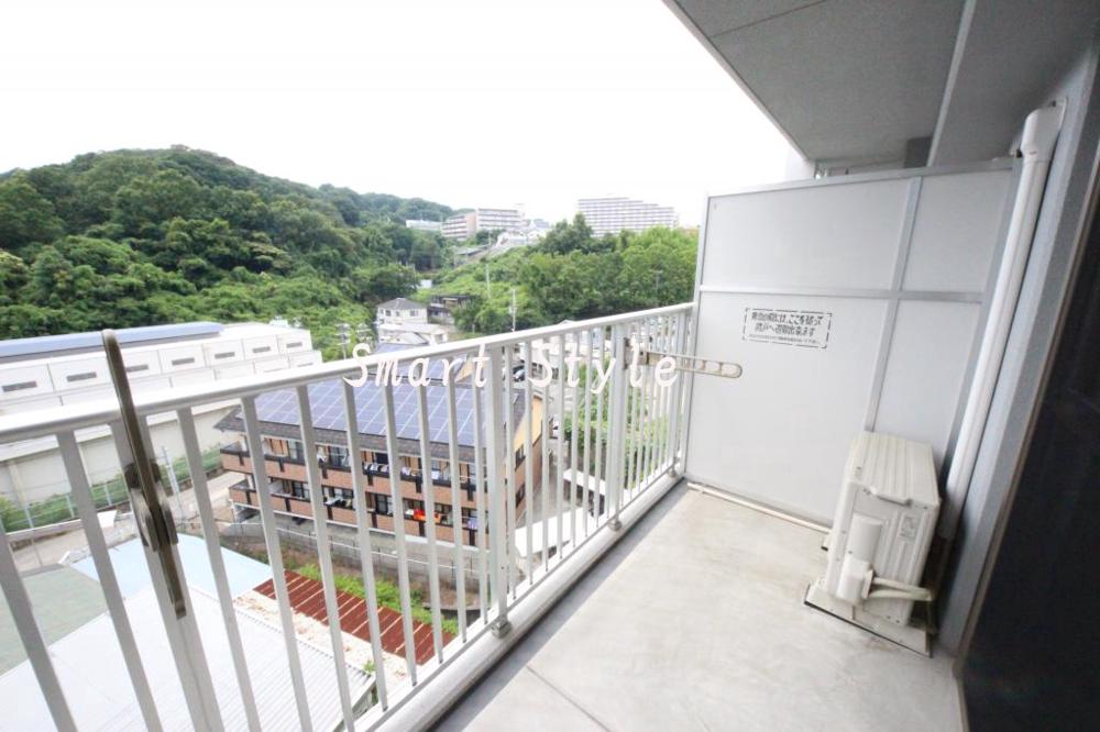 19/30 バルコニー