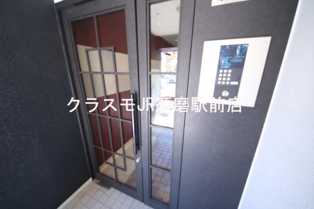 17/26 エントランス