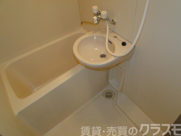 22/30 洗面