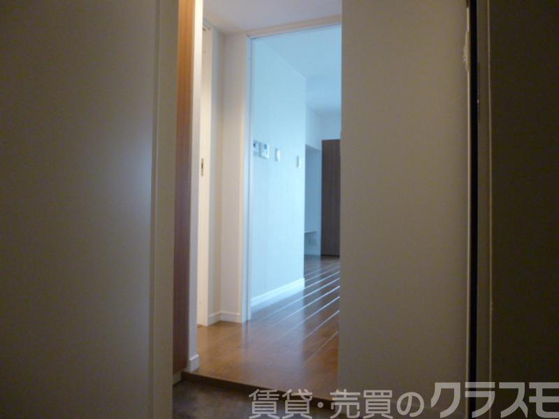17/30 玄関