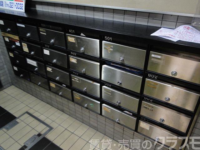 30/30 エントランス