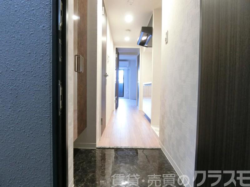 17/30 玄関