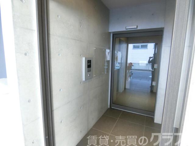 2/4 エントランス