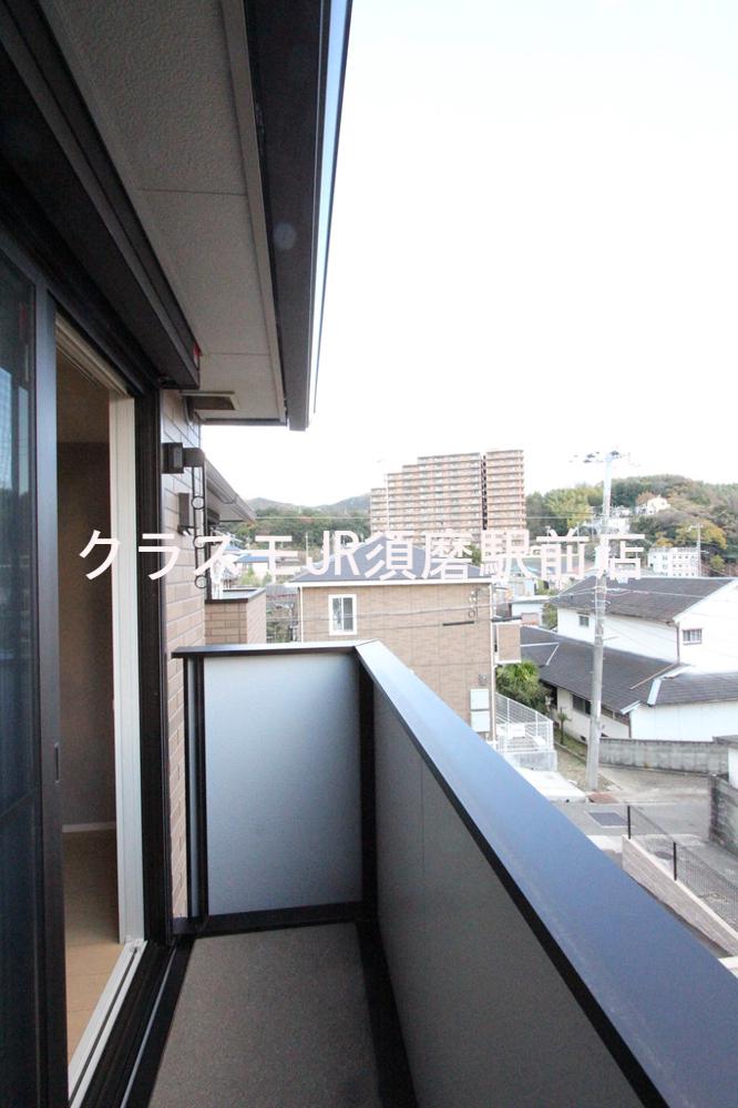 16/27 バルコニー