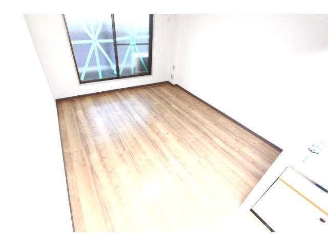 16/18 エントランス