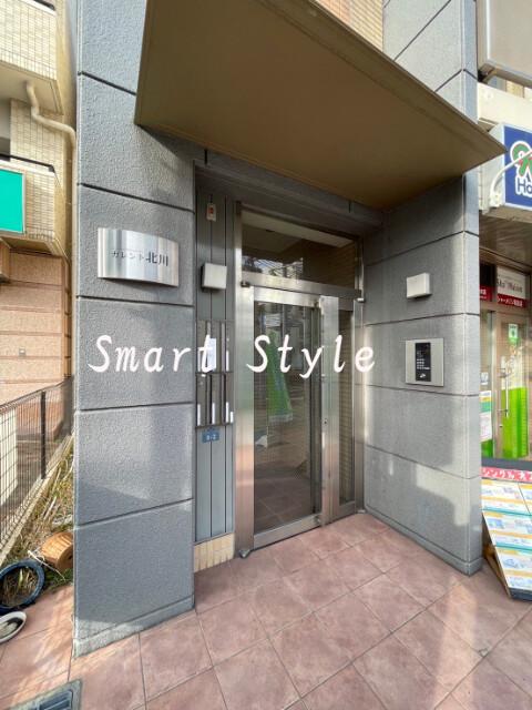 19/29 エントランス