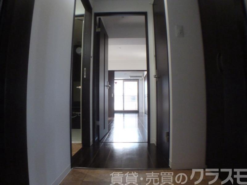 16/30 玄関