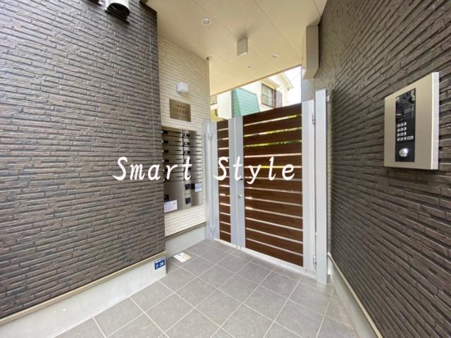 17/27 エントランス