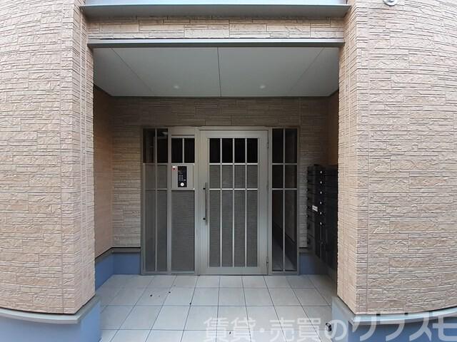 29/30 エントランス