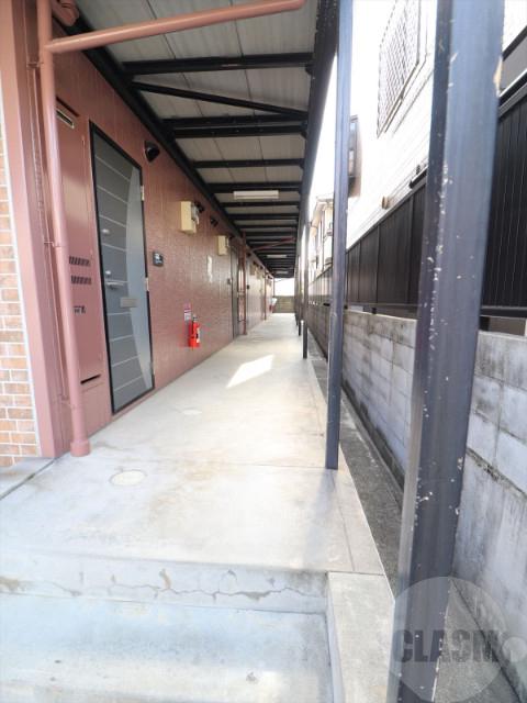 22/30 エントランス