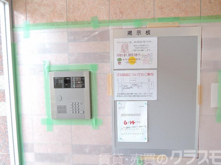 28/30 エントランス