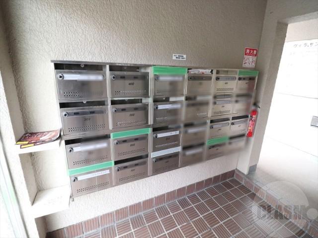 22/30 エントランス