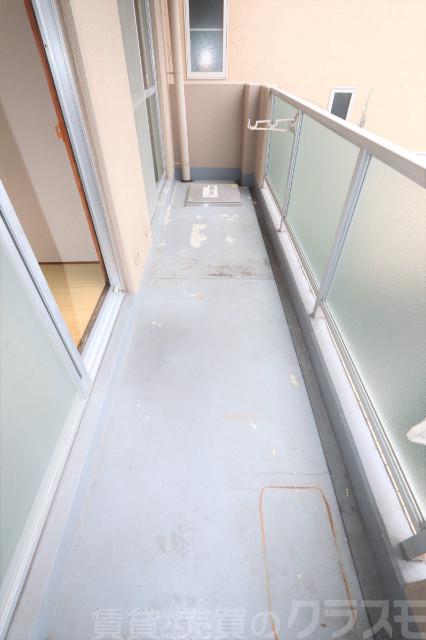 20/25 バルコニー