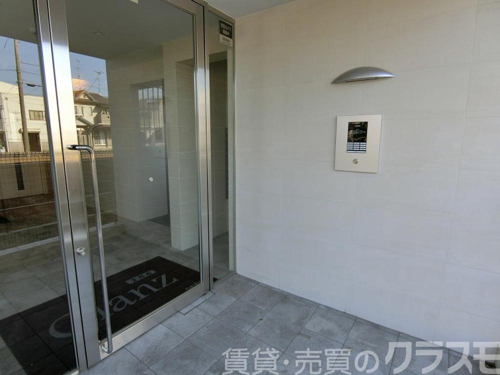 2/4 エントランス