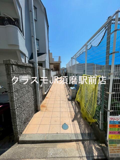 20/30 エントランス