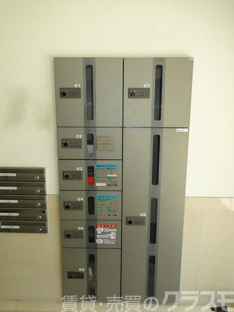 28/30 エントランス