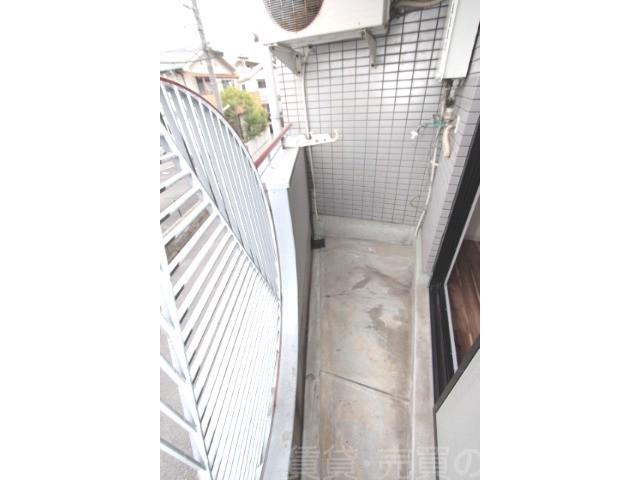 19/25 バルコニー